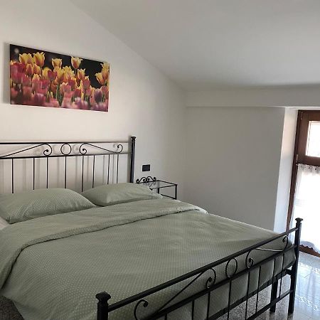 Casa Vacanze Nonna Orsola Apartment Cares Екстериор снимка